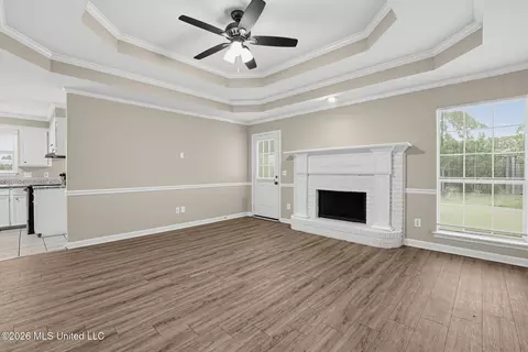 Living - 21 Riverview Cv, Byram, MS 39272 photo 1 of 4
