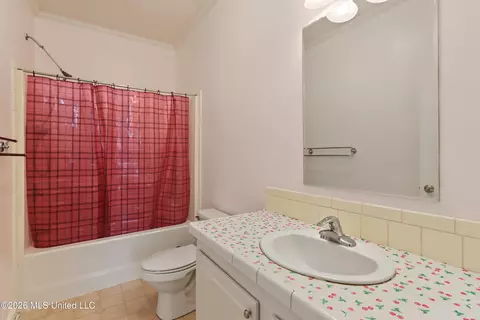 Bath - 410 E 2nd St, Pass Christian, MS 39571 photo 3 of 3