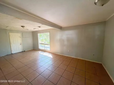 Living - 1607 Meadow Forest Dr, Jackson, MS 39212 photo 1 of 3