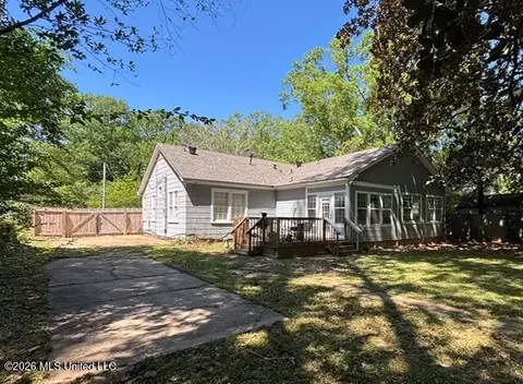 Exterior - 4066 Robin Dr, Jackson, MS 39206 photo 3 of 3