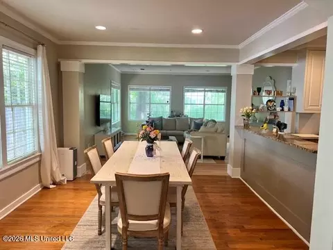 Dining - 4066 Robin Dr, Jackson, MS 39206 photo 1 of 2