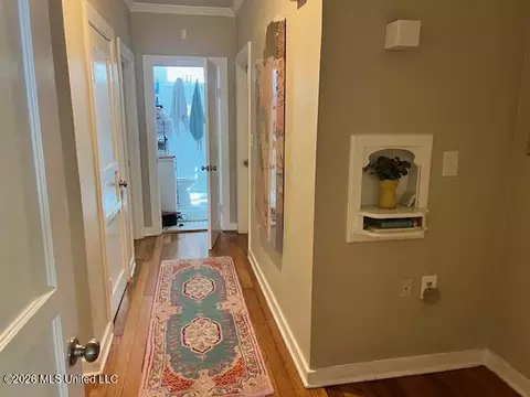 Entry Way - 4066 Robin Dr, Jackson, MS 39206 photo 2 of 2