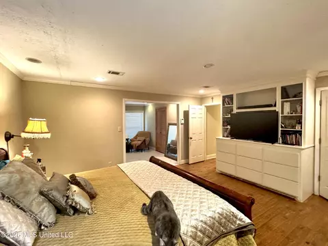 Bedroom - 4433 Deer Creek Dr, Jackson, MS 39211 photo 4 of 5