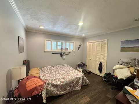 Bedroom - 4433 Deer Creek Dr, Jackson, MS 39211 photo 2 of 5