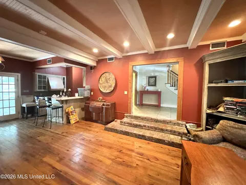Other - 4433 Deer Creek Dr, Jackson, MS 39211 photo 3 of 9