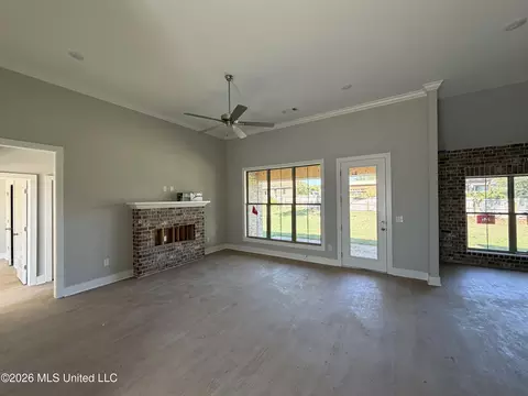 Living - 320 Brookfield Cir, Brandon, MS 39042 photo 1 of 3