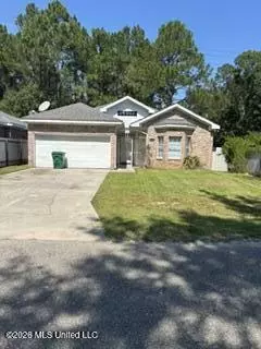 6004 E Jackson St, Bay Saint Louis, MS 39520