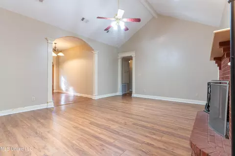 Living - 145 Stonecypher Rd, Lucedale, MS 39452 photo 4 of 6