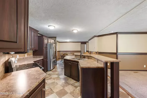 Kitchen - 5805 Mcingvale Rd, Hernando, MS 38632 photo 5 of 5