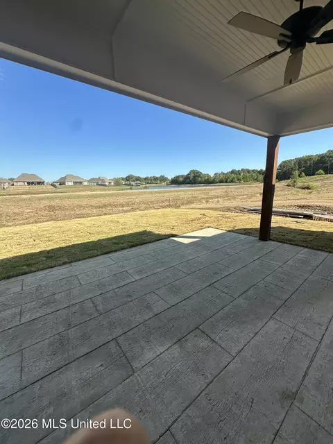 Exterior - 426 Old Maple Cv, Madison, MS 39110 photo 2 of 3