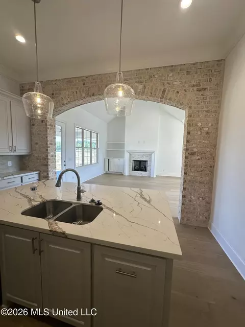 Kitchen - 426 Old Maple Cv, Madison, MS 39110 photo 1 of 4