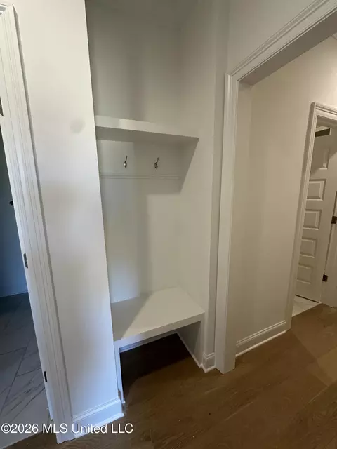 Entry Way - 426 Old Maple Cv, Madison, MS 39110 photo 1 of 1