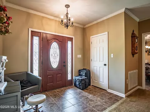 2648 Hughes Rd, Courtland, MS 38620
