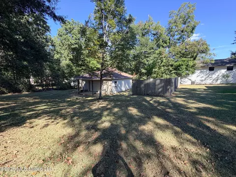 Exterior - 109 NW 3rd St, Magee, MS 39111 photo 11 of 17