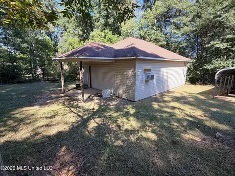 Exterior - 109 NW 3rd St, Magee, MS 39111 photo 17 of 17