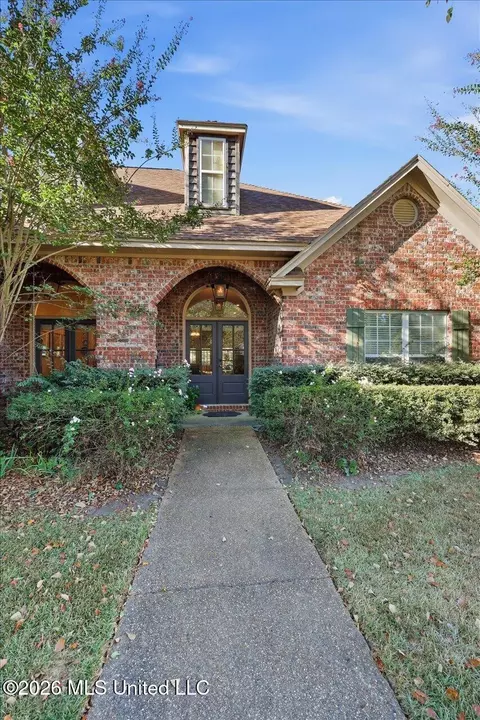 Exterior - 344 Red Eagle Cir, Ridgeland, MS 39157 photo 5 of 13
