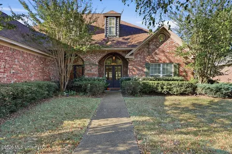 Exterior - 344 Red Eagle Cir, Ridgeland, MS 39157 photo 3 of 13