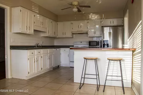 Kitchen - 302 Ferguson Ave, Long Beach, MS 39560 photo 1 of 2