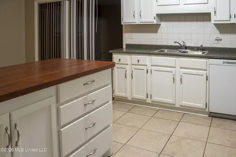 Kitchen - 302 Ferguson Ave, Long Beach, MS 39560 photo 2 of 2