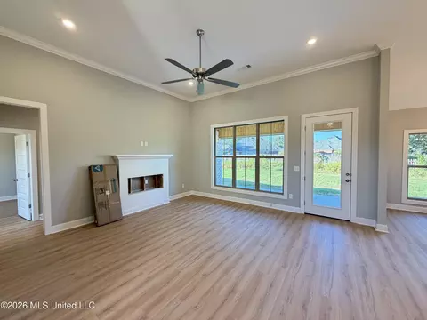 Living - 314 Brookfield Cir, Brandon, MS 39042 photo 1 of 4