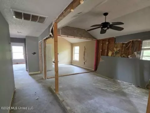 Entry Way - 24418 Boweeville Rd, Saucier, MS 39574 photo 4 of 4