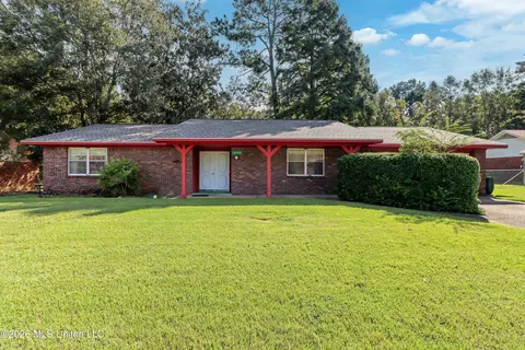 13010 Depew Rd, Gulfport, MS 39503