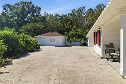 Exterior - 5 Deborah Ct, Long Beach, MS 39560 photo 1 of 9