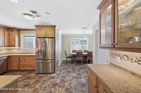 Kitchen - 5 Deborah Ct, Long Beach, MS 39560 photo 3 of 3