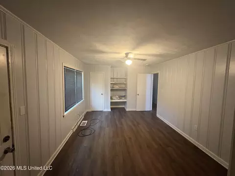 Living - 2750 Pinedale St, Jackson, MS 39204 photo 2 of 2