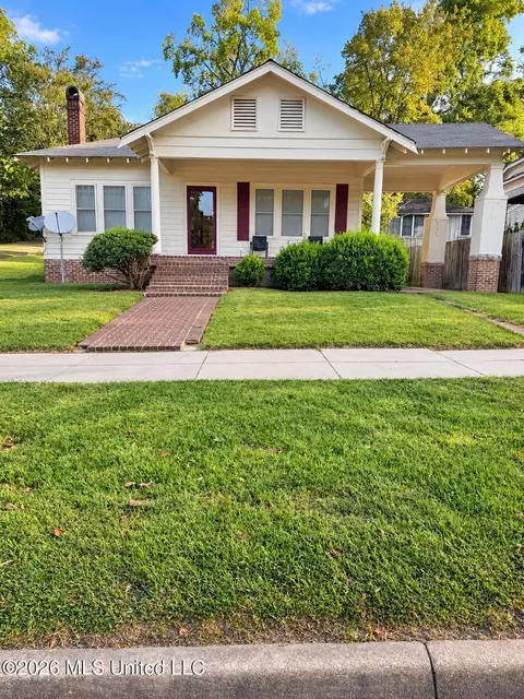 603 E Madison St, Yazoo City, MS 39194
