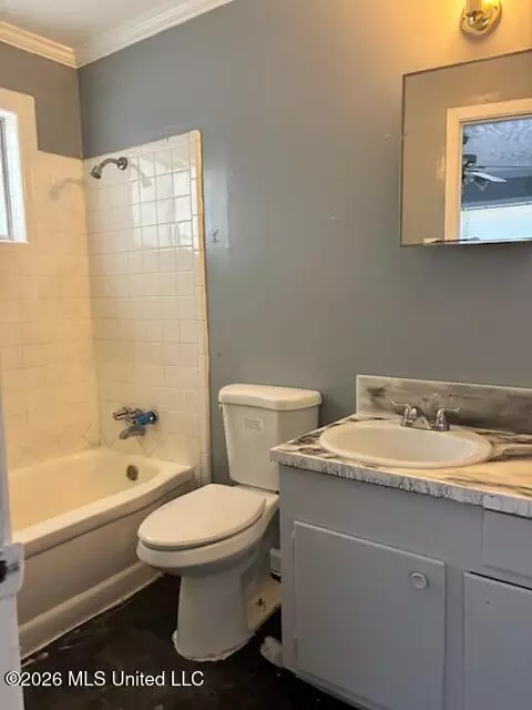 Bath - 1645 Camellia Ln, Jackson, MS 39204 photo 1 of 1