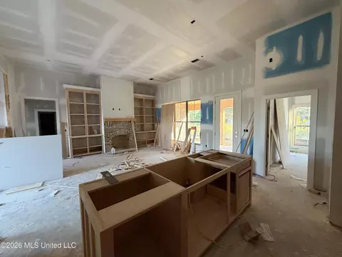 Living - 1215 Old Court Xing, Flowood, MS 39232 photo 3 of 3