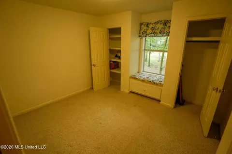 Bedroom - 888 Doc Henry Cv, Terry, MS 39170 photo 6 of 8