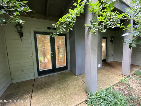 Exterior - 1326 Roxbury Ct #A, Jackson, MS 39211 photo 7 of 7