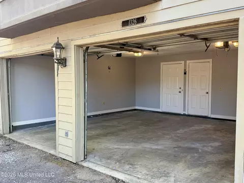 Other - 1326 Roxbury Ct #A, Jackson, MS 39211 photo 3 of 11