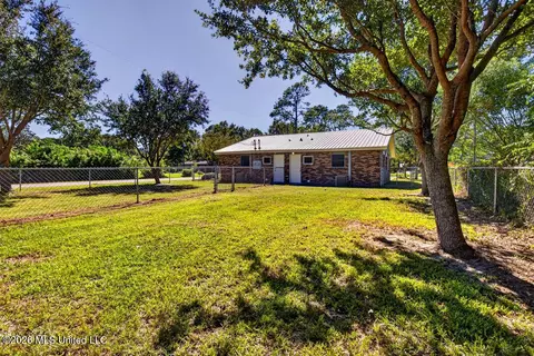 Exterior - 300 Gates Ave, Long Beach, MS 39560 photo 10 of 10