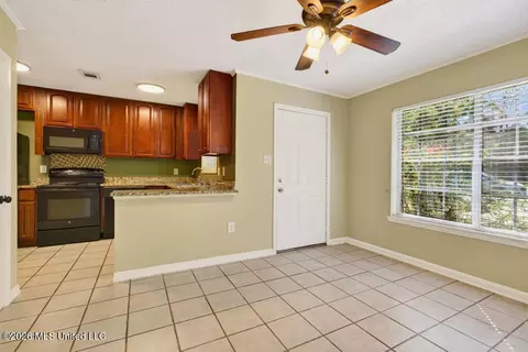 Living - 300 Gates Ave, Long Beach, MS 39560 photo 2 of 2