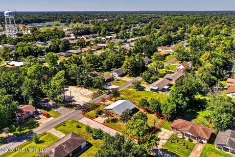 View/Area - 300 Gates Ave, Long Beach, MS 39560 photo 4 of 5