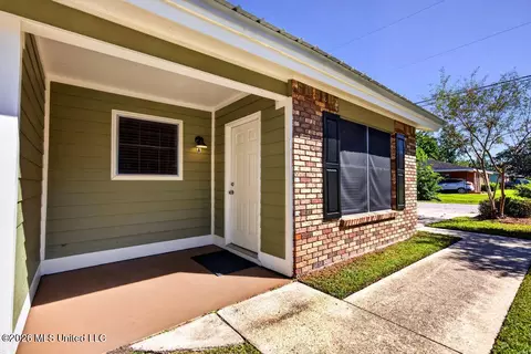 Exterior - 300 Gates Ave, Long Beach, MS 39560 photo 4 of 10