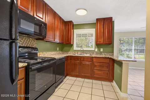 Kitchen - 300 Gates Ave, Long Beach, MS 39560 photo 4 of 4