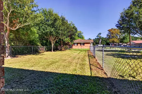 Exterior - 300 Gates Ave, Long Beach, MS 39560 photo 9 of 10
