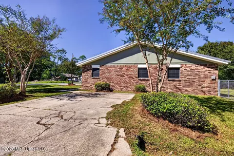 Exterior - 300 Gates Ave, Long Beach, MS 39560 photo 3 of 10