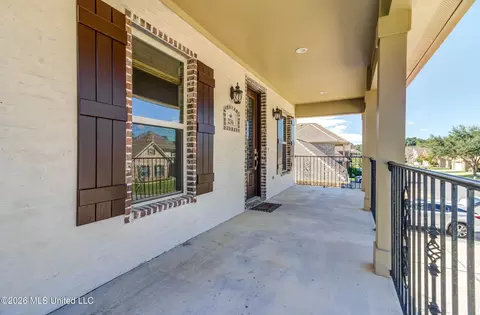 Exterior - 236 Fairway Villas Cir #E-2, Diamondhead, MS 39525 photo 4 of 8