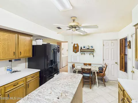 Kitchen - 576 Franklin Rd, Goodman, MS 39079 photo 4 of 7