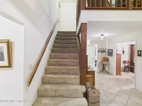 Entry Way - 576 Franklin Rd, Goodman, MS 39079 photo 2 of 4