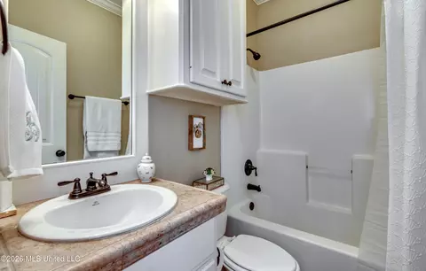 Bath - 229 Brigade Ave, Canton, MS 39046 photo 1 of 6