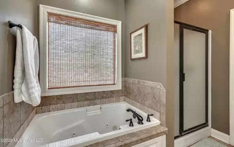 Bath - 229 Brigade Ave, Canton, MS 39046 photo 6 of 6