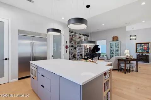 Kitchen - 109 Biltmore Cv, Flowood, MS 39232 photo 6 of 7