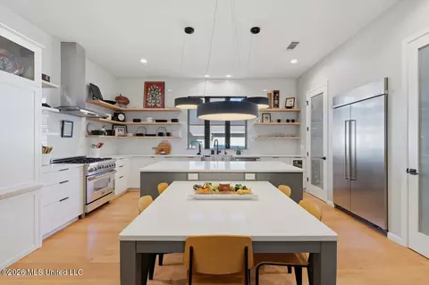 Kitchen - 109 Biltmore Cv, Flowood, MS 39232 photo 1 of 7