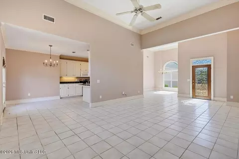 Living - 804 Annandale Rd, Madison, MS 39110 photo 4 of 4